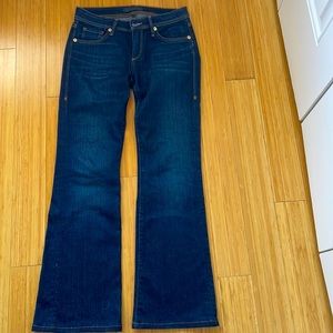 Vintage 2012 Juicy Couture jeans in size 25 slight boot cut.